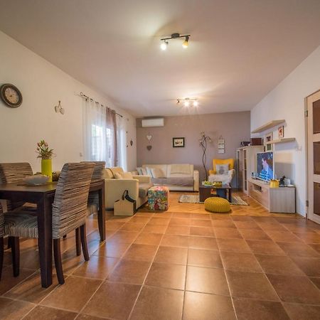 City Apartment Magdalena ザダル エクステリア 写真