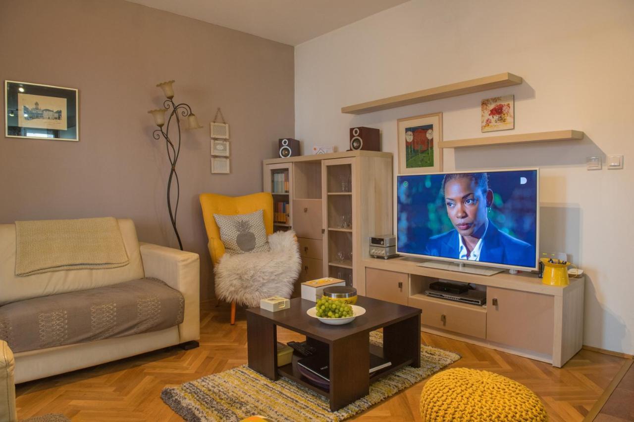 City Apartment Magdalena ザダル エクステリア 写真